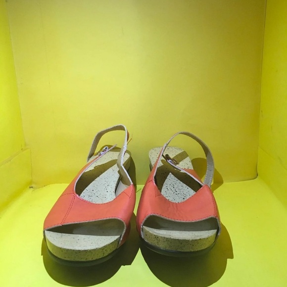 Lady shoes - Picture 3 of 7